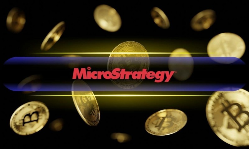 Розничная торговля уязвлена премией MicroStrategy: акции MSTR упали на 35% за неделю