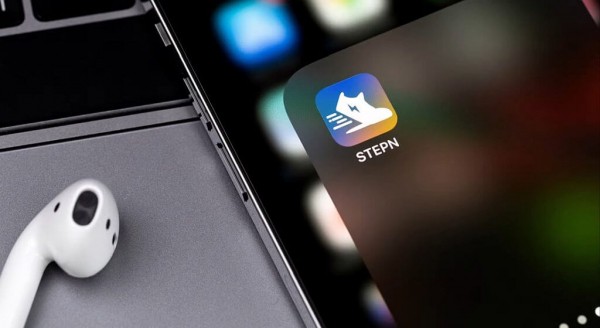 
                    STEPN GO и компания Adidas выпустили ограниченную серию кроссовок                