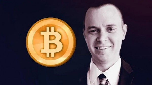 Бенджамин Коуэн: Эфир начнет расти быстрее биткоина в ближайшие месяцы Бенджамин Коуэн: Эфир начнет расти быстрее биткоина в ближайшие месяцы