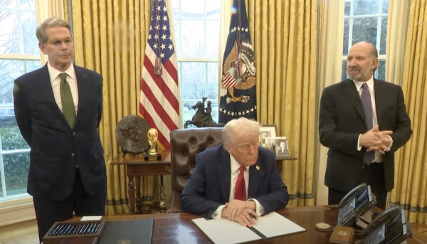 Сенатор США намекает на то, что последний EO Трампа может означать, что США покупают биткоин