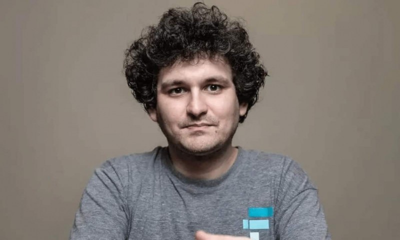  SBF нарушает молчание через 2 года, кратко отправляя FTT выше 2 долларов 