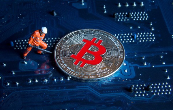 Крохотный майнер сотворил чудо в сети биткоина