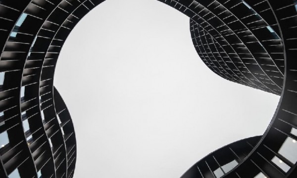 Polygon&rsquo;s Courtyard достиг 42,66 млн долларов на торгах по мере роста популярности NFT
