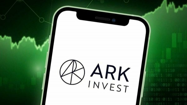 
                    Инвесткомпания Ark Invest значительно увеличила свою долю в Coinbase                