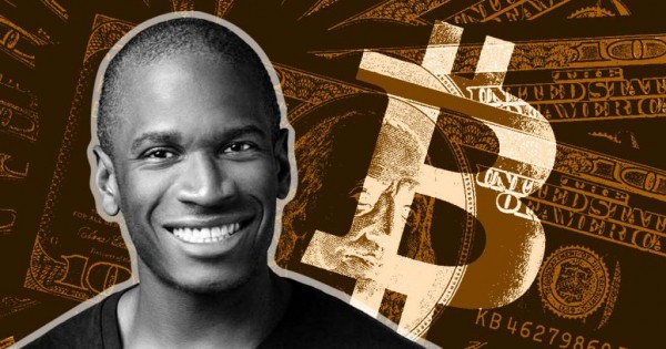 
                    Артур Хейс: ФРС или Народный банк Китая обеспечат рост биткоину                