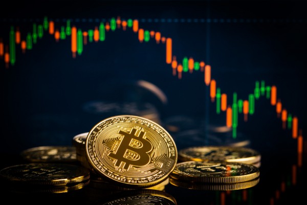 Биткоин под давлением: распродажа 85,5 тыс. BTC угрожает поддержке