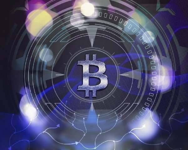 Инвесторы продолжили покупки биткоина на коррекции&nbsp;