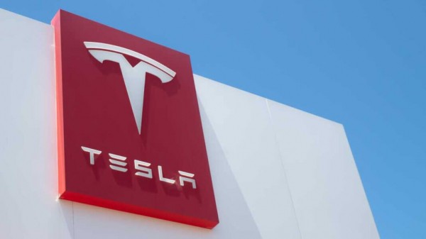 
                    Корейцы продают акции Tesla, чтобы вложиться в криптокомпании                