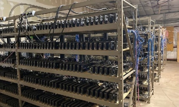 Nvidia инвестирует $683 млн в&nbsp;британскую инфраструктуру&nbsp;ИИ на&nbsp;базе майнинговых мощностей