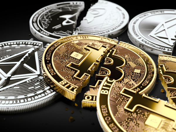 Резкое снижение крипторынка усилило давление на инвесторов