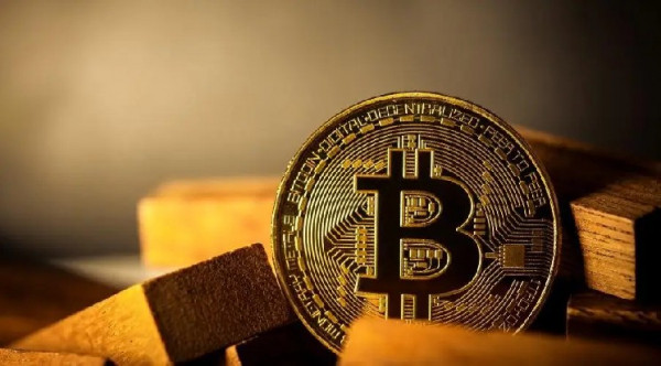 Глава инвесткомпании назвал волатильность биткоина &laquo;частью игры&raquo;